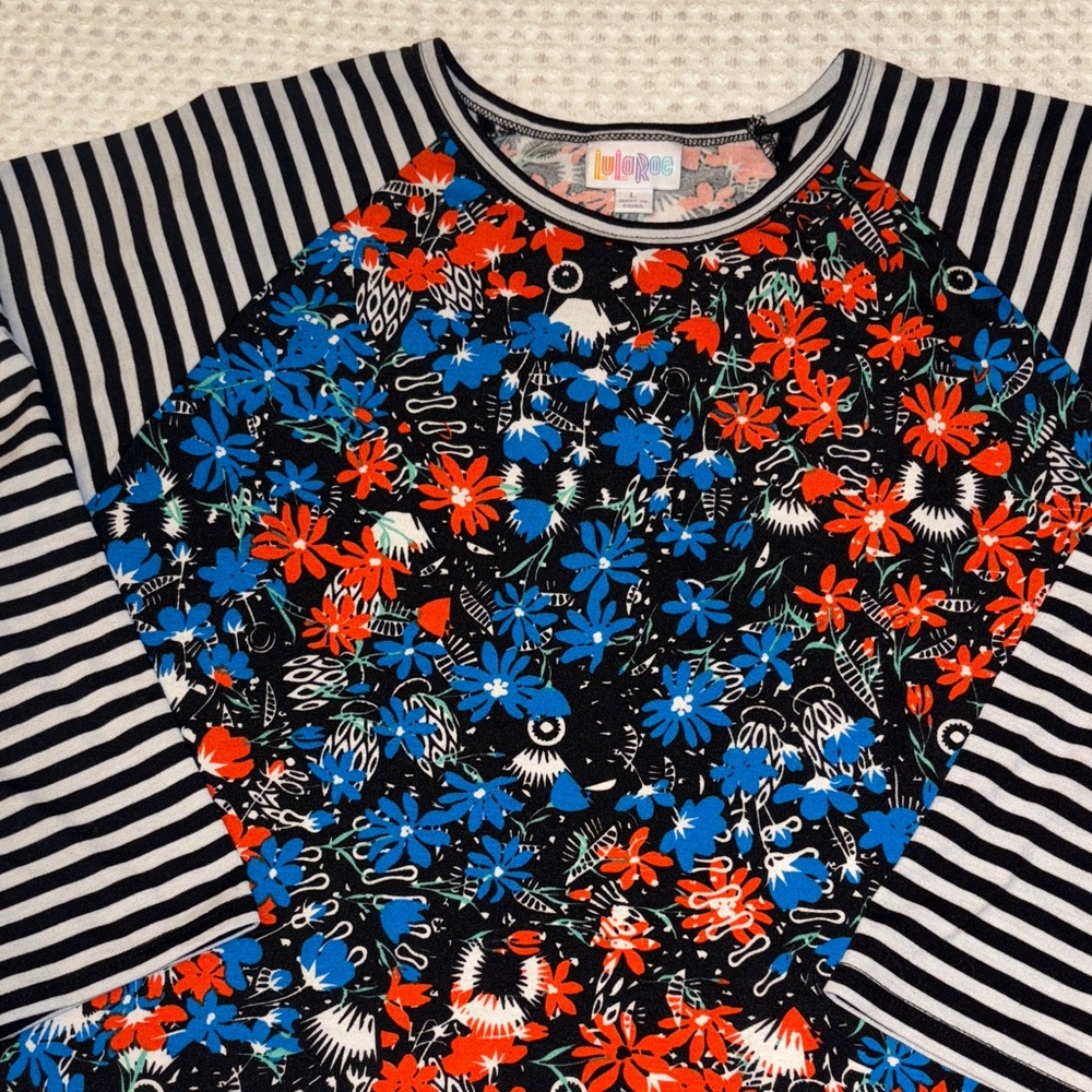 LuLaRoe RANDY 3/4 Raglan Sleeve Baseball Tee LARGE Floral Striped